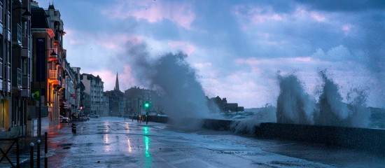 Tempête Ciaran : l’Urssaf vient en aide aux employeurs et professionnels libéraux